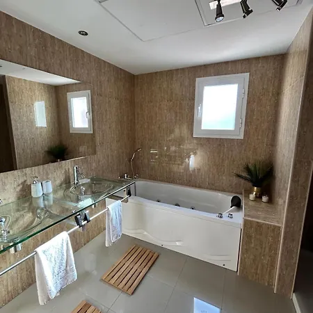 Spacious 3br In Cortijo Del Mar Estepona
